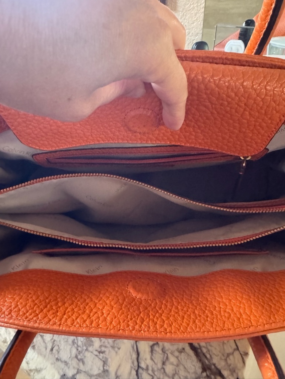 Calvin Klein bag - Picture 2 of 4